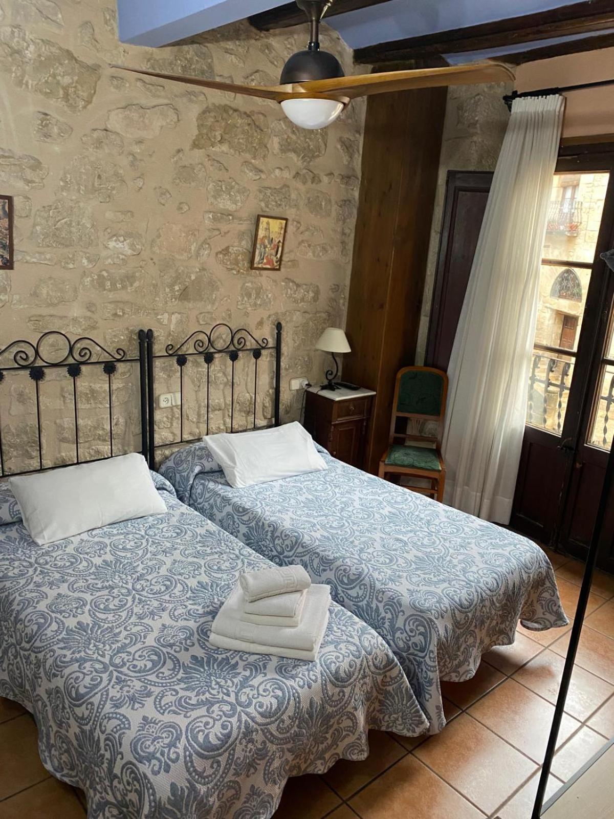 Hotel Fonda La Plaza Valderrobres Zewnętrze zdjęcie